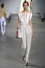 軽快に空に舞うカイトをイメージ -3.1フィリップリム 2012年春夏ウィメンズコレクション｜写真21