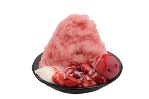 アイスモンスターの期間限定「パイナップルかき氷」を大阪で、ジューシーな果肉とミルキーなパンナコッタ|写真2