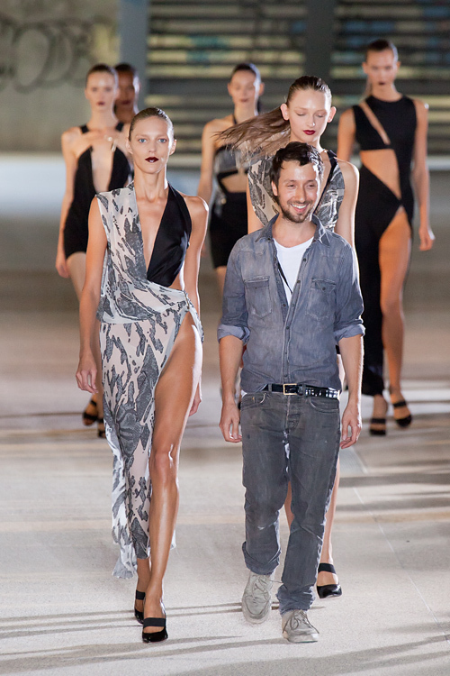 アンソニー バカレロ(Anthony Vaccarello) 2012年春夏ウィメンズコレクション  - 写真30