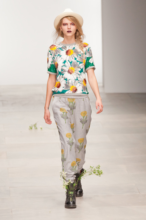 アシシュ 2012年春夏<span>コレクション</span> - 写真3