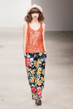 華やかなガーデンスタイルでハッピーに - アシシュ(Ashish)　2012年春夏コレクション｜写真9