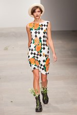 華やかなガーデンスタイルでハッピーに - アシシュ(Ashish)　2012年春夏コレクション｜写真15