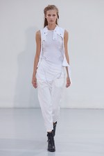 白と黒の美しいコントラスト - ニコラ アンドレア タラリス(Nicolas Andreas Taralis) 2012年春夏コレクション｜写真9