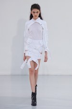 白と黒の美しいコントラスト - ニコラ アンドレア タラリス(Nicolas Andreas Taralis) 2012年春夏コレクション｜写真12