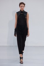 白と黒の美しいコントラスト - ニコラ アンドレア タラリス(Nicolas Andreas Taralis) 2012年春夏コレクション｜写真27