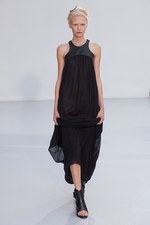 白と黒の美しいコントラスト - ニコラ アンドレア タラリス(Nicolas Andreas Taralis) 2012年春夏コレクション｜写真35