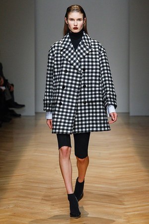 アキラーノ・リモンディ(AQUILANO・RIMONDI) 2017-18年秋冬ウィメンズコレクション  - 写真15