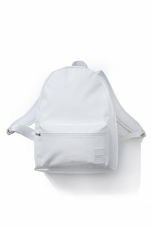 ポーター×M.U.G「グレイン コレクション」に新色ホワイト、軽量で防水のPVC素材を使ったバッグ | 写真