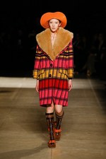 ミュウミュウ 2017-18年秋冬コレクション - 時を超えて交わるエレガンスとスポーティさ｜写真11