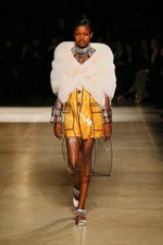 ミュウミュウ 2017-18年秋冬コレクション - 時を超えて交わるエレガンスとスポーティさ｜写真47