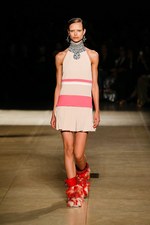 ミュウミュウ 2017-18年秋冬コレクション - 時を超えて交わるエレガンスとスポーティさ｜写真50