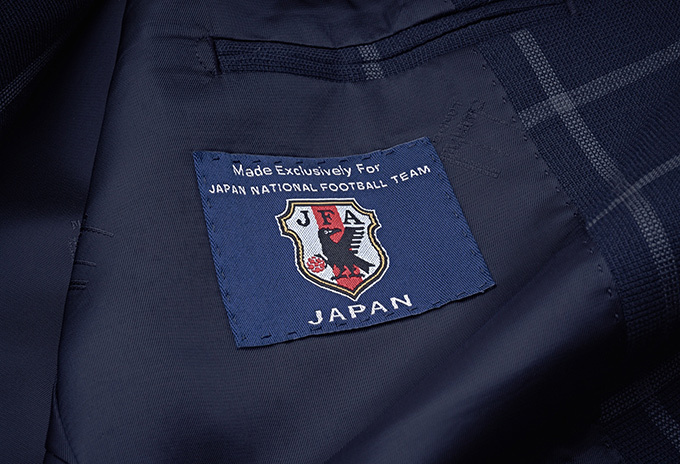 ダンヒルより、サッカー日本代表2017年オフィシャルスーツ｜写真3