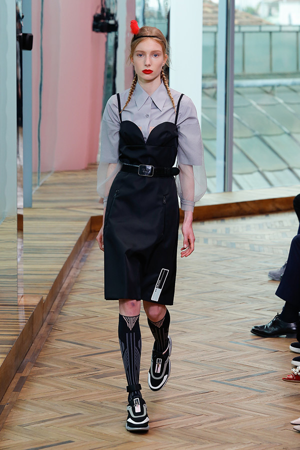 プラダ(PRADA) 2018年リゾートウィメンズコレクション  - 写真4