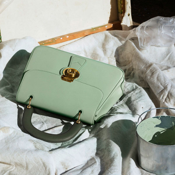 バーバリー　お洒落なバッグ w300_burberry_DK88_9.jpg