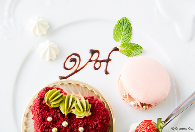 Q-pot CAFE.の限定イチゴメニュー、イチゴモチーフのケーキや