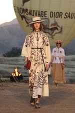 ディオール  2018年リゾートコレクション - 強い探求心を持ってメゾンの軌跡を追う｜写真15