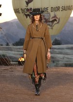 ディオール  2018年リゾートコレクション - 強い探求心を持ってメゾンの軌跡を追う｜写真17