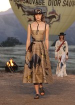 ディオール  2018年リゾートコレクション - 強い探求心を持ってメゾンの軌跡を追う｜写真18