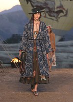 ディオール  2018年リゾートコレクション - 強い探求心を持ってメゾンの軌跡を追う｜写真42