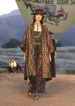ディオール  2018年リゾートコレクション - 強い探求心を持ってメゾンの軌跡を追う｜写真54
