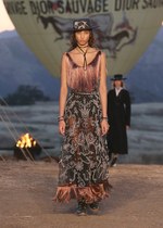 ディオール  2018年リゾートコレクション - 強い探求心を持ってメゾンの軌跡を追う｜写真57