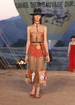 ディオール  2018年リゾートコレクション - 強い探求心を持ってメゾンの軌跡を追う｜写真80