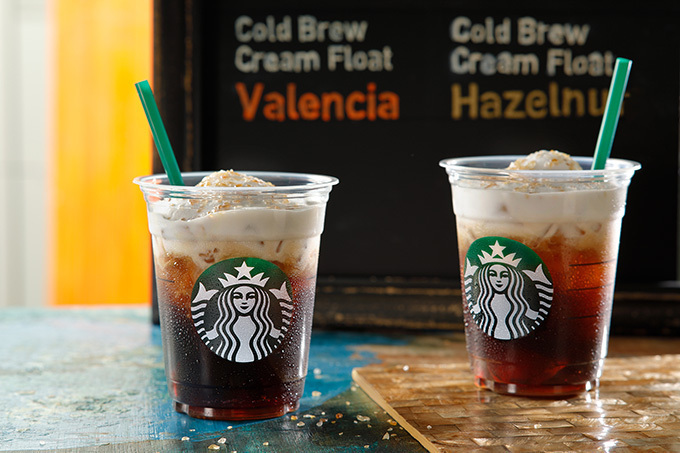 スターバックス(Starbucks Coffee) コールドブリュー クリームフロート｜写真1