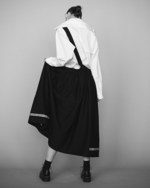 Y's 2017年秋冬コレクション - ネイビー(海軍)からのヒントは今も女性服の進化を後押しする｜写真1