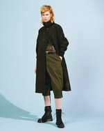 Y's 2017年秋冬コレクション - ネイビー(海軍)からのヒントは今も女性服の進化を後押しする｜写真8