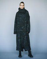 Y's 2017年秋冬コレクション - ネイビー(海軍)からのヒントは今も女性服の進化を後押しする｜写真10