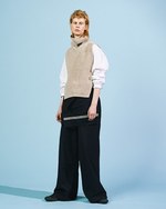 Y's 2017年秋冬コレクション - ネイビー(海軍)からのヒントは今も女性服の進化を後押しする｜写真15