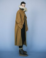 Y's 2017年秋冬コレクション - ネイビー(海軍)からのヒントは今も女性服の進化を後押しする｜写真17