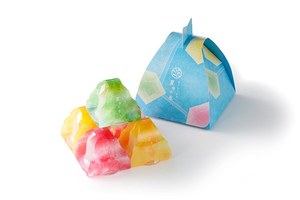 ヨックモックのブランド「ワビサ」よりフローズンスイーツ「夏季の氷」、常温で保存可能なかき氷風菓子｜写真2