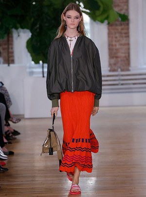 ヴァレンティノ(VALENTINO) 2018年リゾートウィメンズコレクション  - 写真61