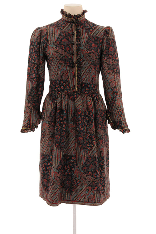 ペイズリーの起源と変遷を知る - 文化学園服飾博物館で1月27日より展覧会開催 - ドレス - フランス・ウンガロ 1970年代