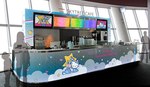 ハローキティ×ソラカラちゃんのカフェが東京スカイツリーにオープン、ソフトクリームやグッズなど販売｜写真1