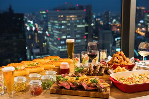 ヒルトン大阪「アメリカン・スカイビアホール」アメリカンスタイルの料理と30種類のドリンクをブッフェで｜写真4