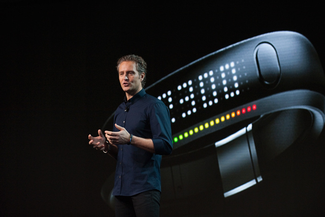 ナイキによる日常生活をスポーツに変える革新的アイテム"NIKE+ FuelBand"が登場｜写真3