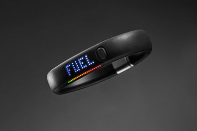 ナイキによる日常生活をスポーツに変える革新的アイテム"NIKE+ FuelBand"が登場
