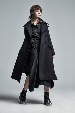 エルザ・ウィンクラー(ELZA WINKLER) 2017-18年秋冬ウィメンズコレクション  - 写真1