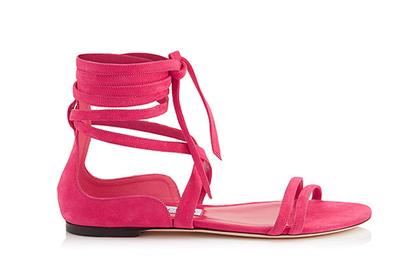 ジミー チュウから、夏に向けたネオンカラーのシューズ＆バッグ