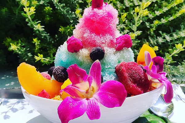 おつまみ｜ミルクを手掛ける大川のブランド「ヴィクセン・プロダクツ」原宿店のカフェで、トロピカルな限定かき氷