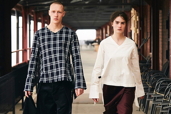 キクス ドキュメント. 2017-18年秋冬 ウィメンズ&メンズ コレクション