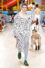 ヴィヴィアン・ウエストウッド2018年春夏コレクション - 英国トラッドも自由な発想で唯一無二の服に｜写真8