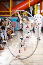 ヴィヴィアン・ウエストウッド2018年春夏コレクション - 英国トラッドも自由な発想で唯一無二の服に｜写真25