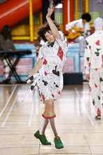 ヴィヴィアン・ウエストウッド2018年春夏コレクション - 英国トラッドも自由な発想で唯一無二の服に｜写真27