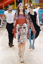 ヴィヴィアン・ウエストウッド2018年春夏コレクション - 英国トラッドも自由な発想で唯一無二の服に｜写真74