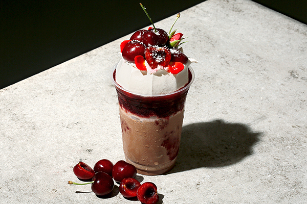 「イートン・メス パブロヴァ」