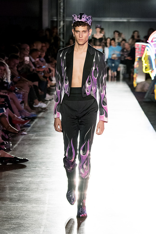モスキーノ 2018年春夏<span>コレクション</span> - 写真17