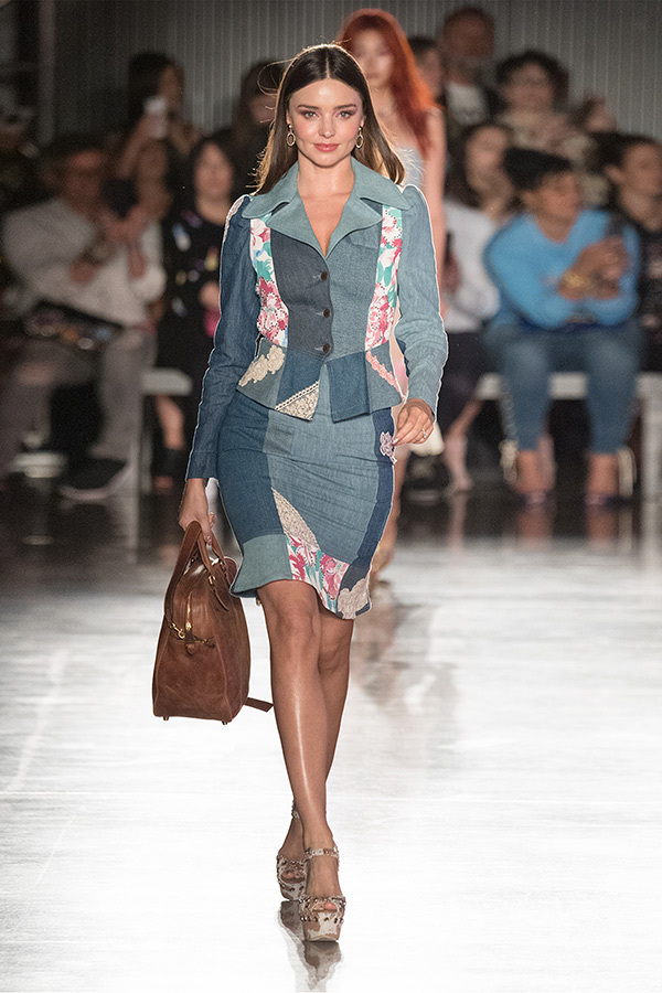 モスキーノ(MOSCHINO) 2018年リゾートウィメンズコレクション